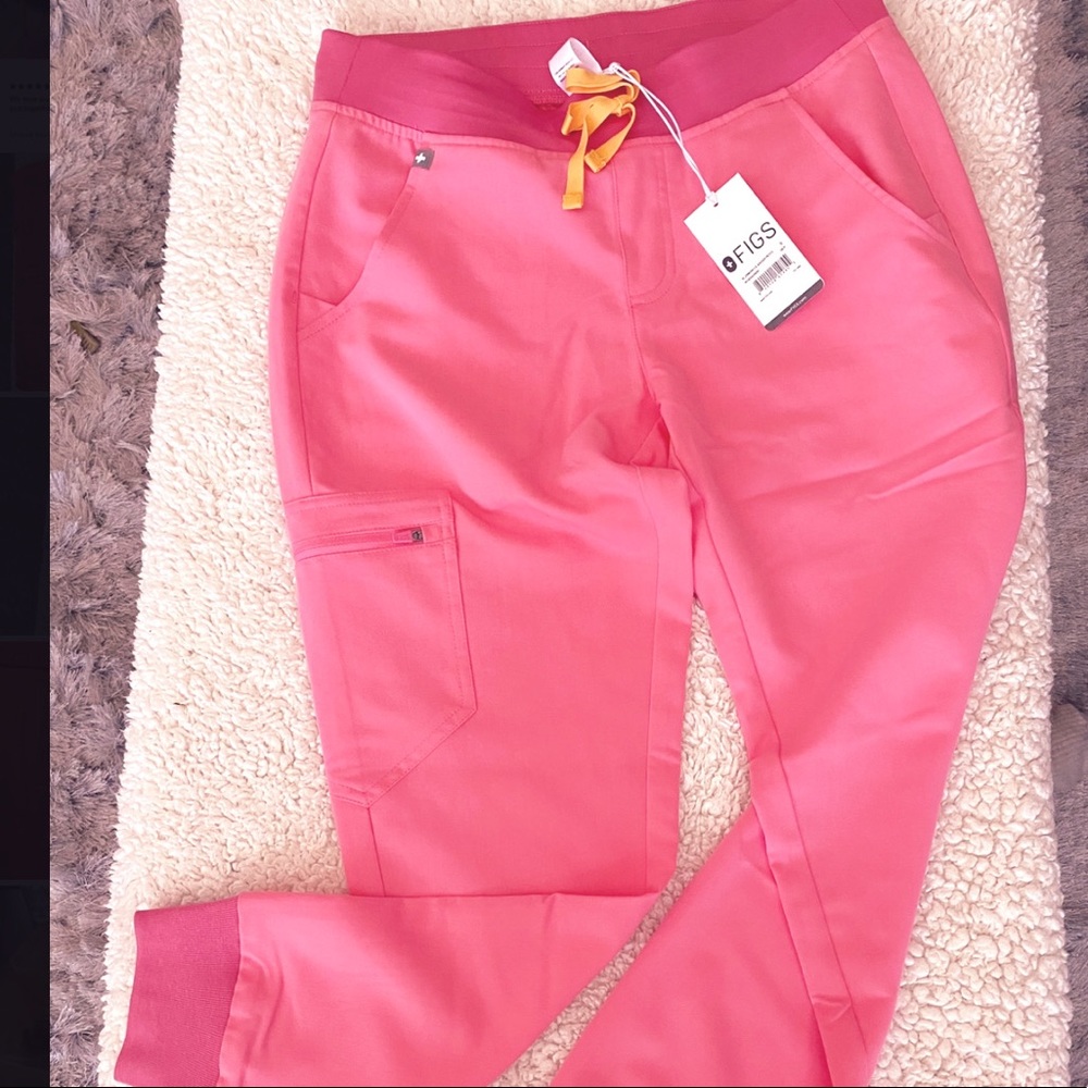 Figs Scrubs - Neon Pink Zamora Small (Petite)